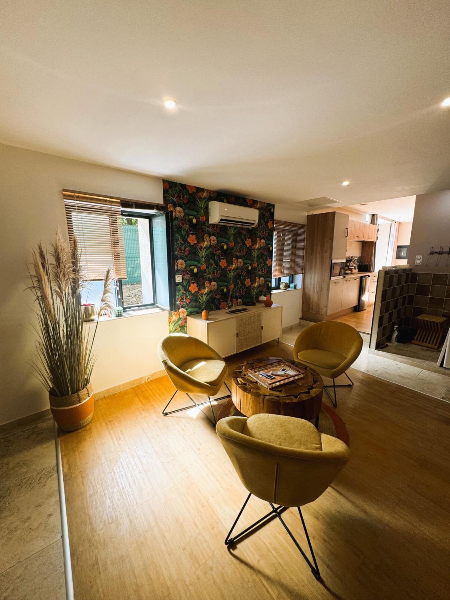 Le Dix - Classic Room - Vallabrix Proche Uzes Екстер'єр фото